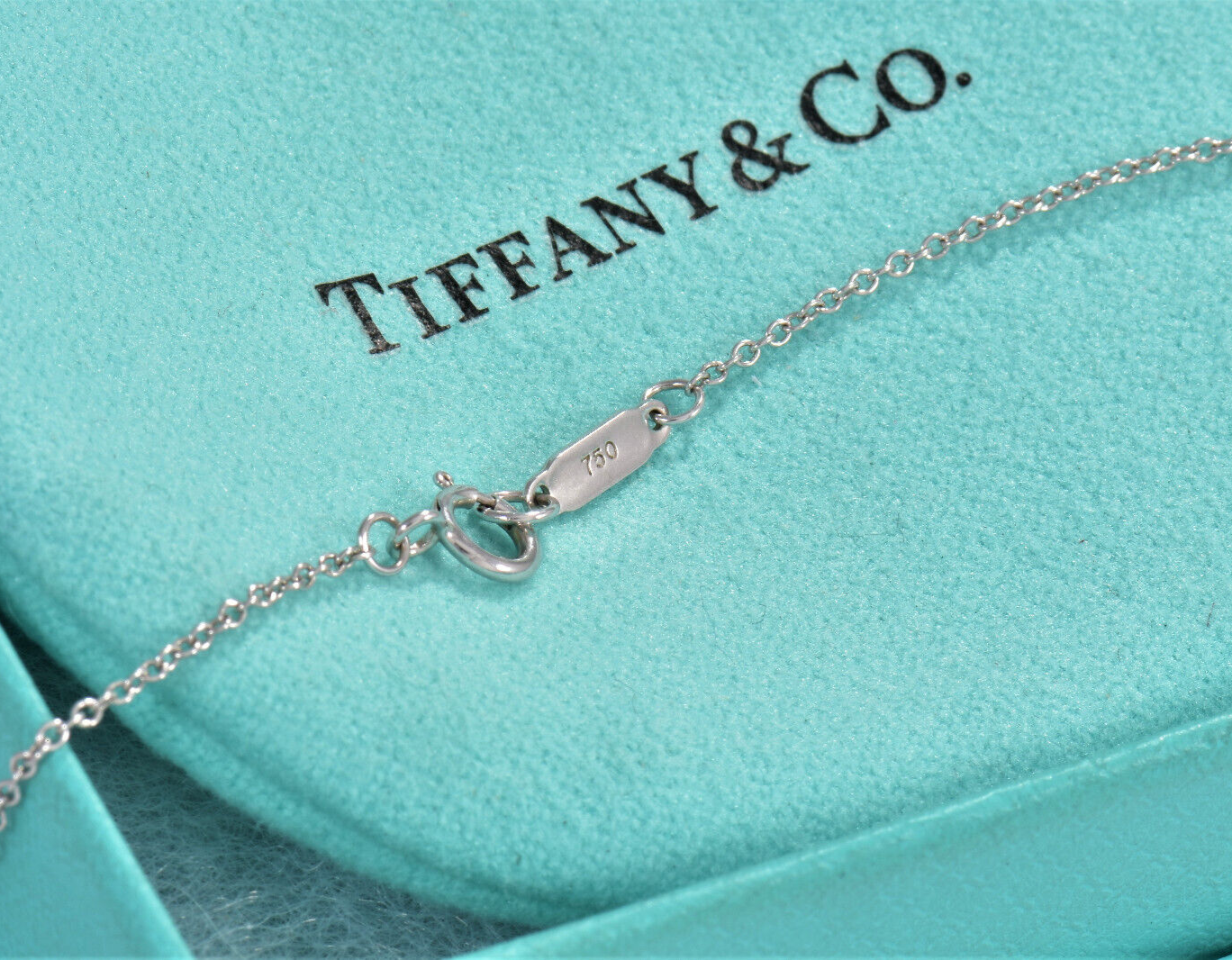 Tiffany & Co 18K White Gold Bead Pearl Drop Pendant Dangle Necklace in Box Pouch