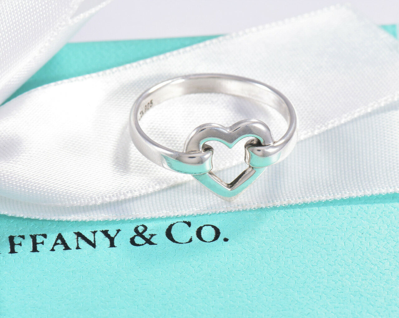 Tiffany & Co Silver Metro Open Heart Hook Ring Size 6 in Pouch Rare Signet