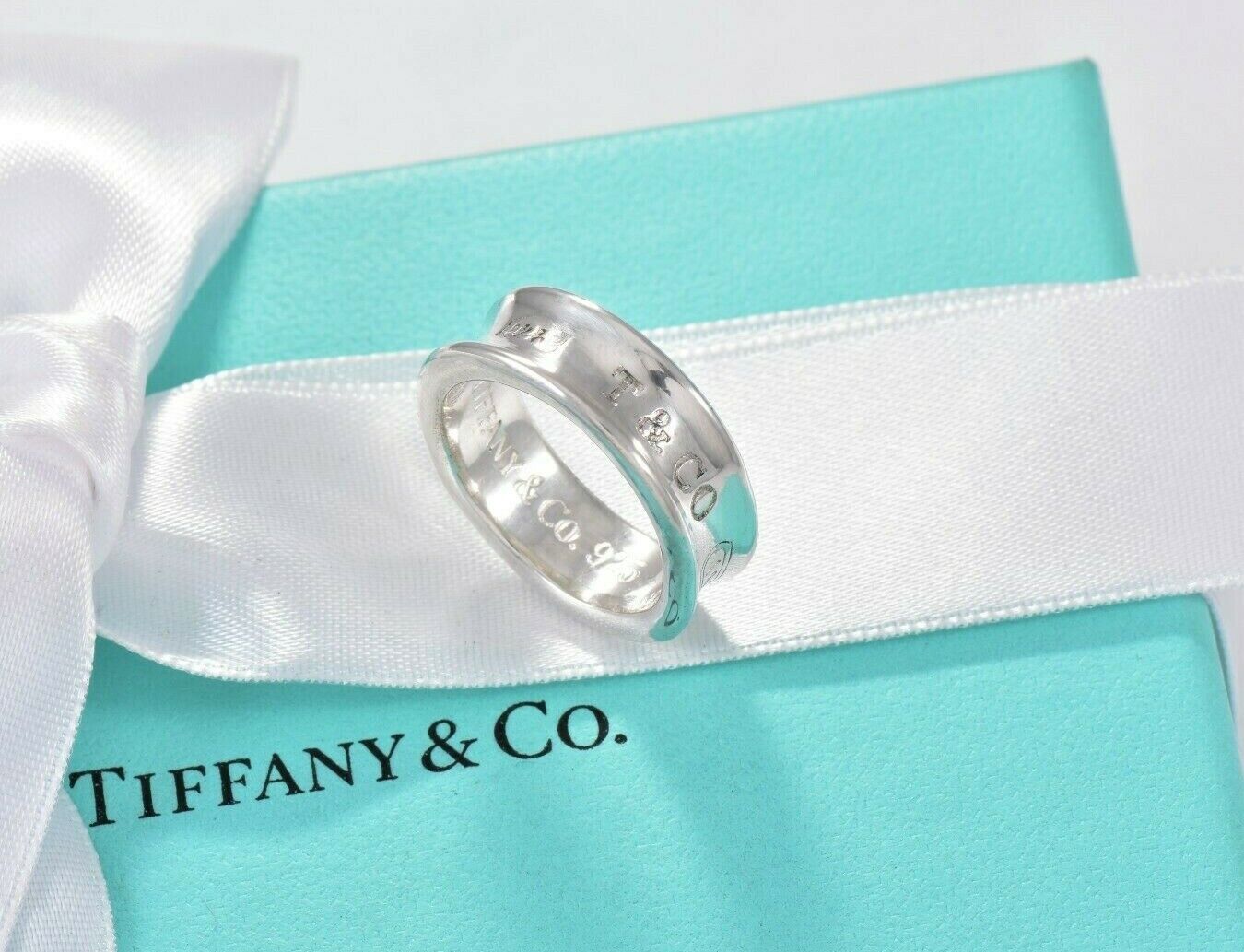 Vintage 1997 Tiffany & Co Silver 1837 Medium Ring Band Size 7.5 in Pouch Mens