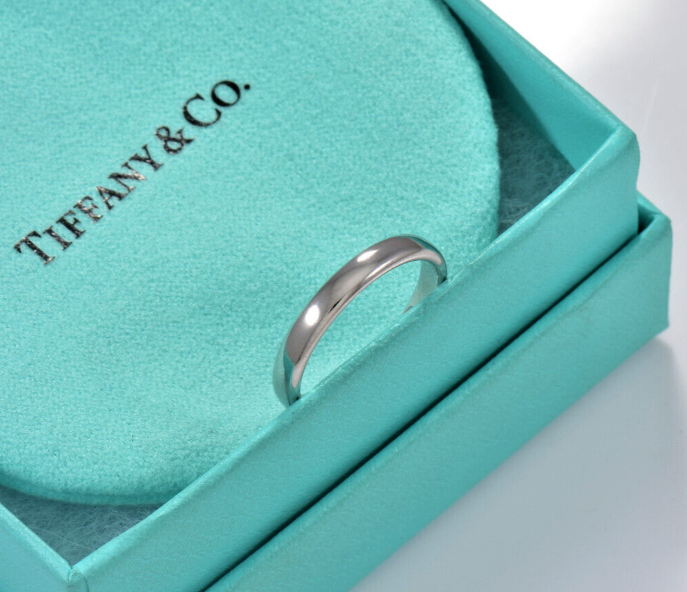 Tiffany & Co Forever Platinum 3mm Classic Wedding Band Ring Size 7.5 in Pouch