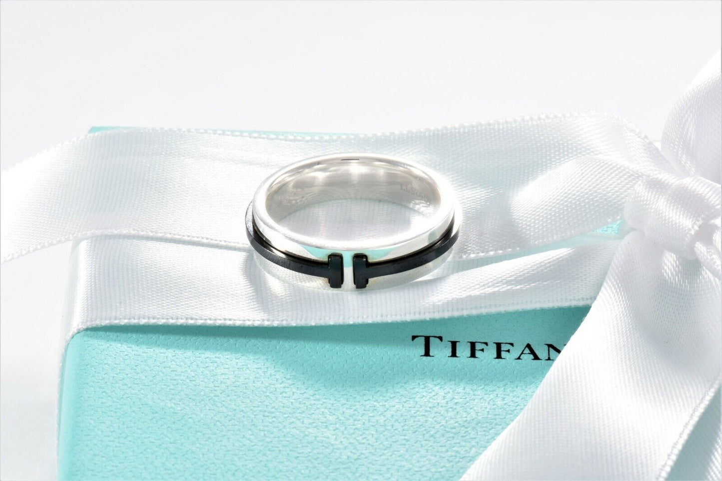 Tiffany & Co Silver Titanium T Square 6mm Wide Band Ring Size 6 and Pouch Rare