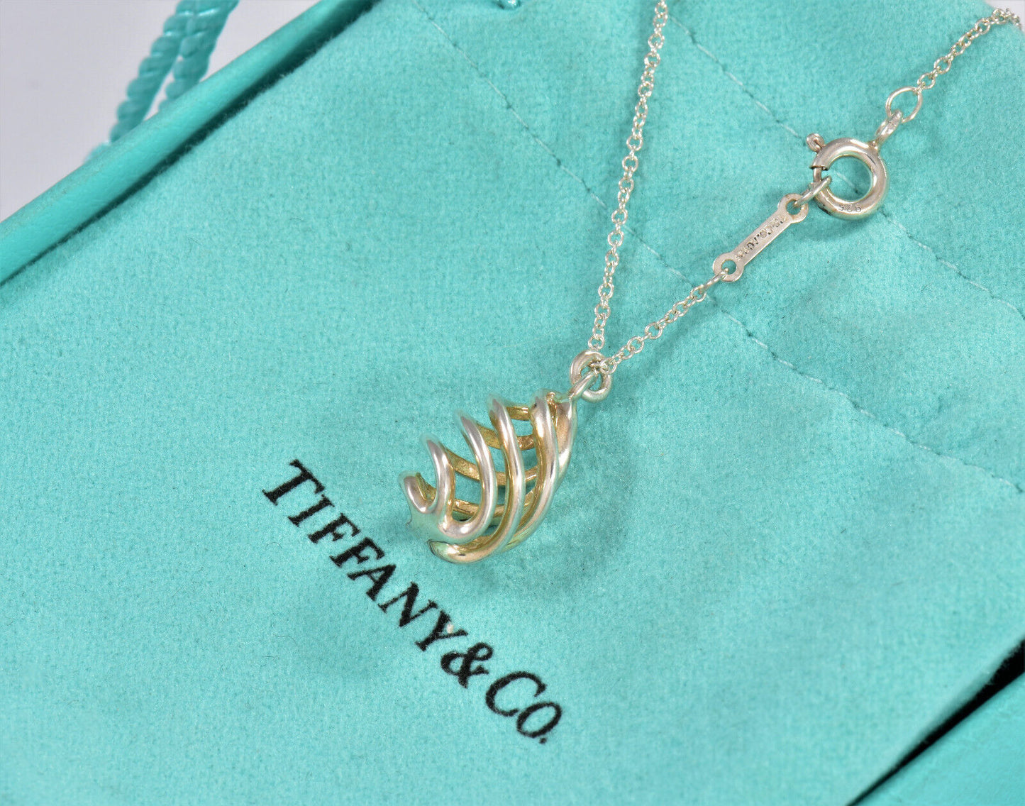 Tiffany & Co Silver Paloma Picasso Venezia Luce Pendant 16.25" Necklace Swirl