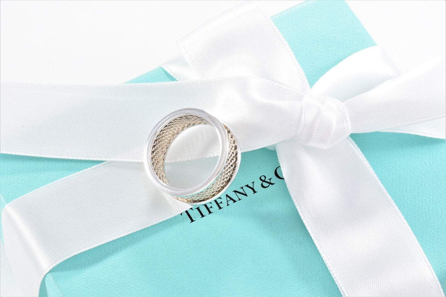 Tiffany & Co Sterling Silver Mesh Wide Bar Band Size 5.5 Ring In Pouch Unisex