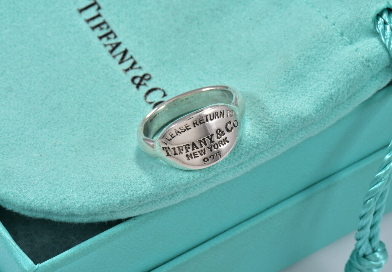 Please Return To Tiffany & Co Silver Oval Signet Band Ring Size 4.5 & Pouch Rare