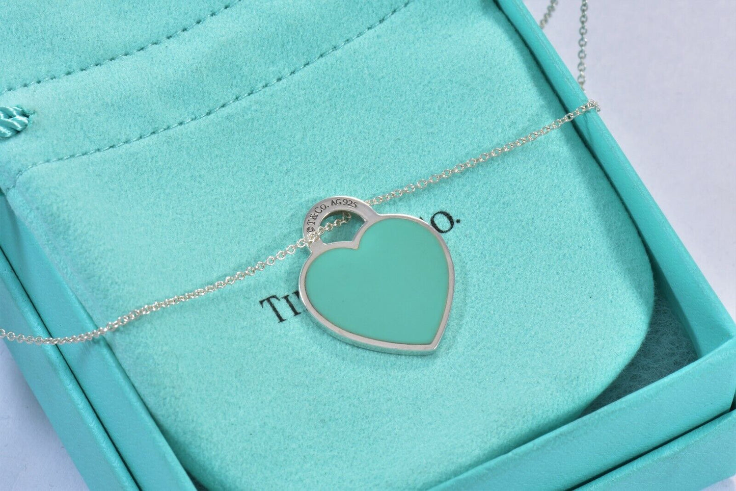 Please Return To Tiffany Silver Blue Enamel Heart Pendant Necklace in Pouch Love