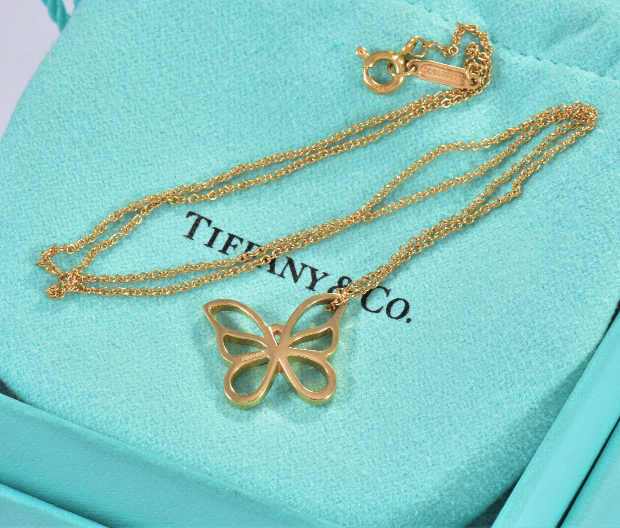 Tiffany & Co 18K Yellow Gold Butterfly Pendant 16.25" Necklace in Box Pouch Rare