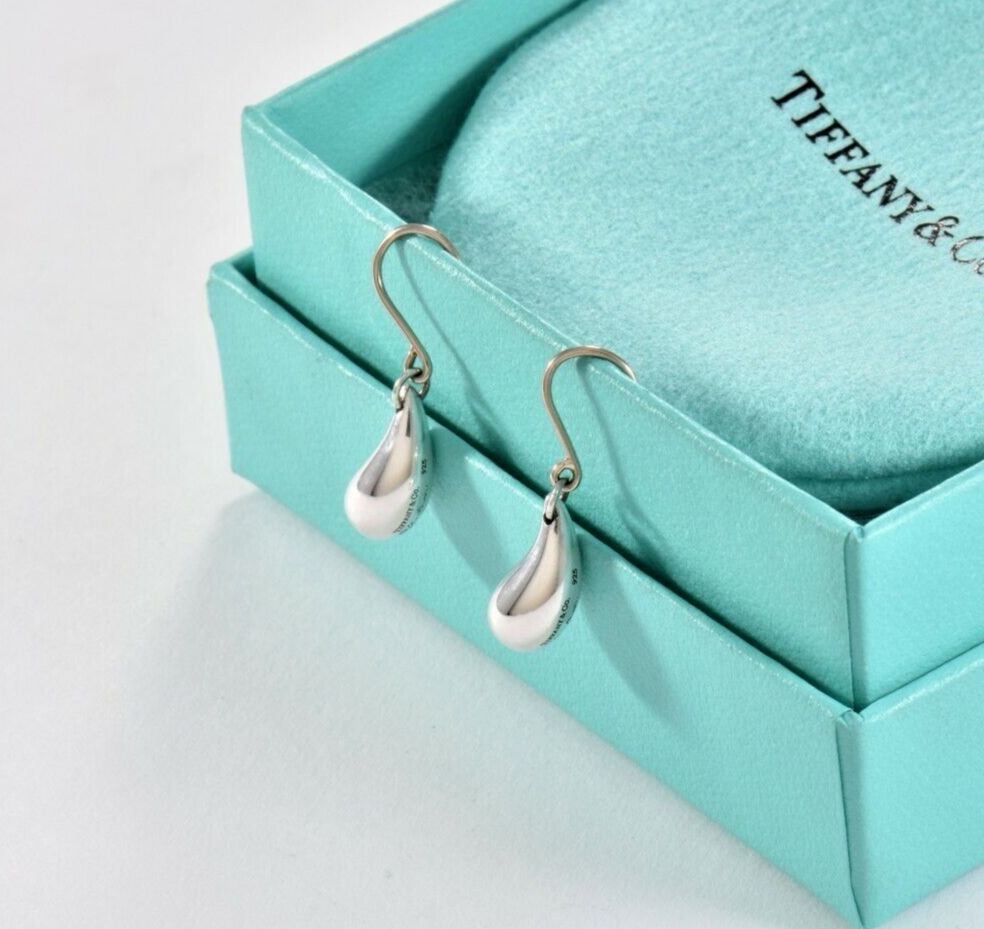 Tiffany & Co Silver Elsa Peretti Dangling Teardrop Hook Earrings in Pouch Lovely