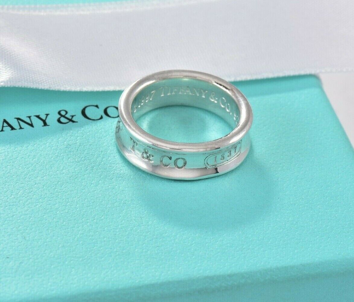 Vintage 1997 Tiffany & Co Silver 1837 Medium Ring Band Size 7.5 in Pouch Mens