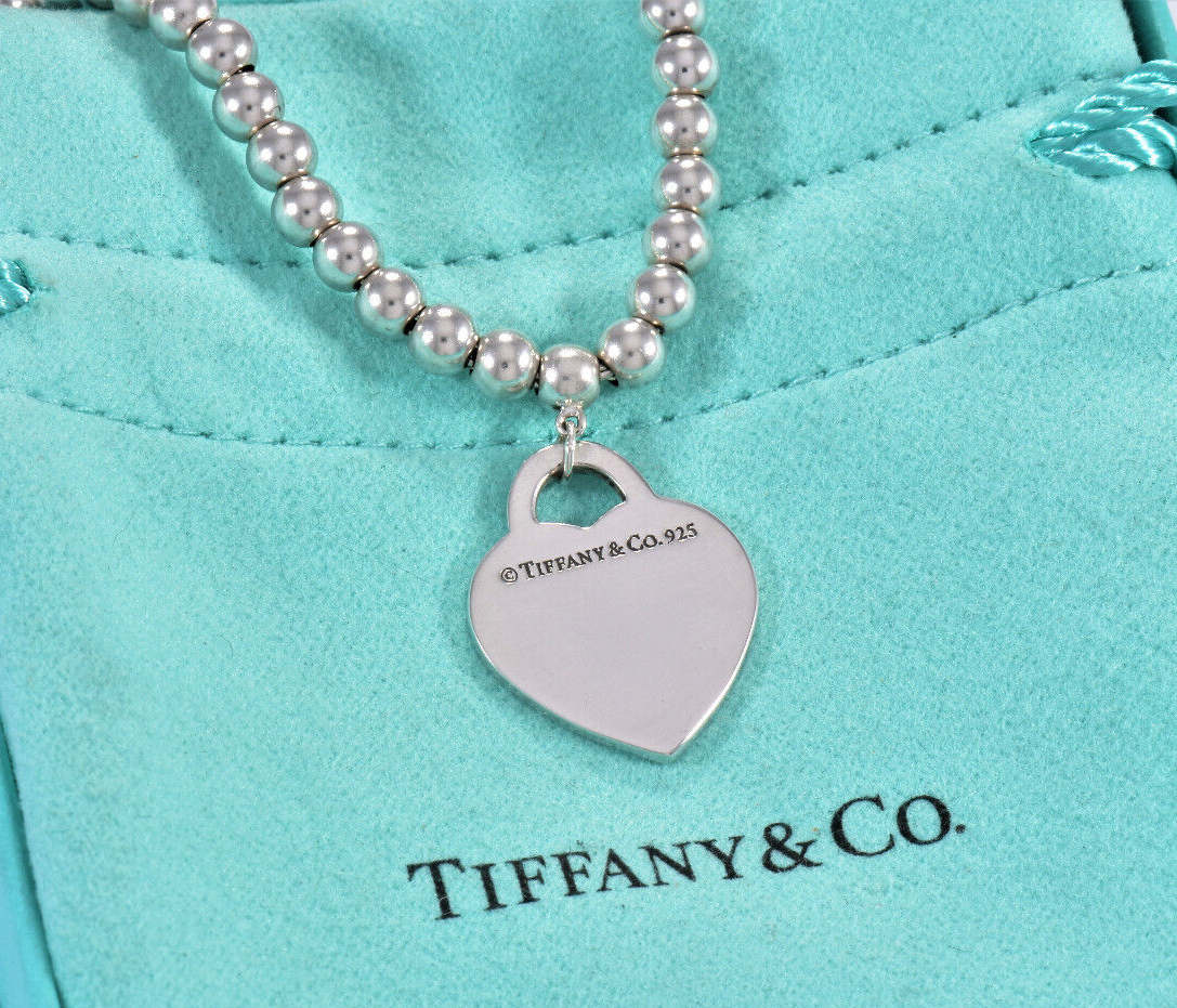 18.25" Please Return To Tiffany & Co Silver Heart Pendant Beaded Necklace Pouch