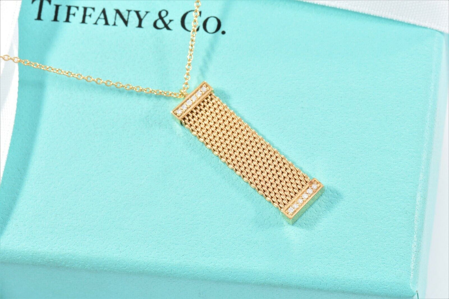 $2,600 Tiffany & Co Diamond 18K Yellow Gold Somerset Mesh Pendant Necklace Boxed