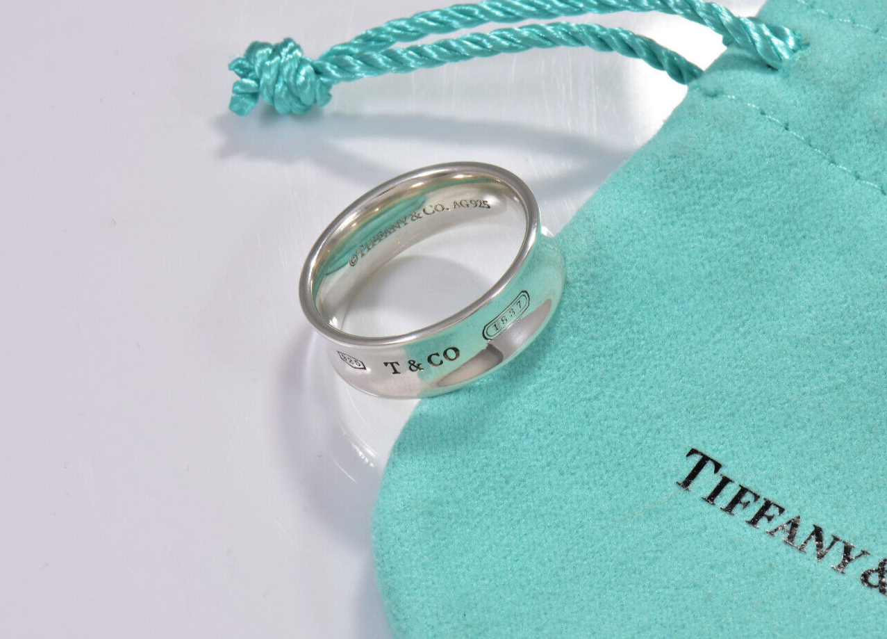 Tiffany & Co Sterling Silver 1837 Medium Ring Size 6.5 Band in Pouch New Version