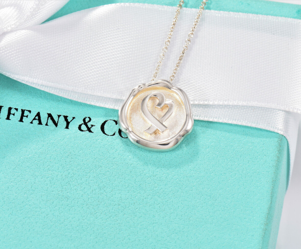 Tiffany & Co Paloma Picasso Round Loving Heart Circle Necklace 16.75" & Pouch