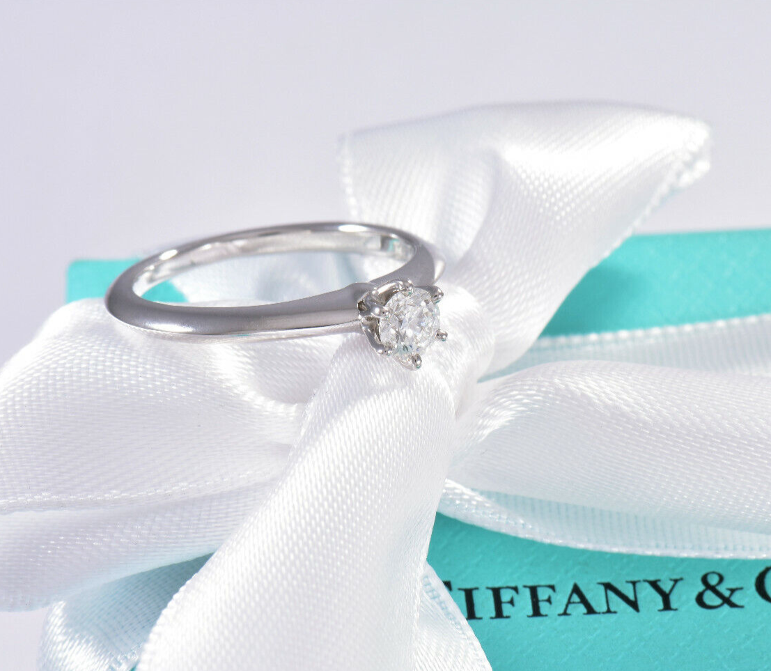 Tiffany & Co Platinum .27 ct Round Solitaire Diamond  Ring Size 5.25 & Box Pouch