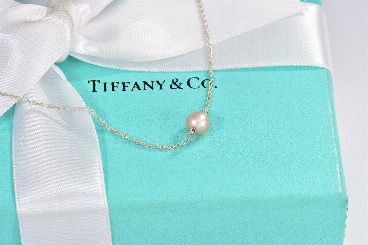 Tiffany & Co Silver Elsa Peretti Pink Pearl By Yard Pendant 16.5" Necklace Pouch