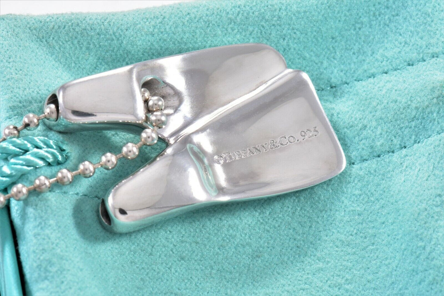 Tiffany & Co Heavy Silver Scuba Diver Fins 34" Bead Chain Necklace & Pouch Rare