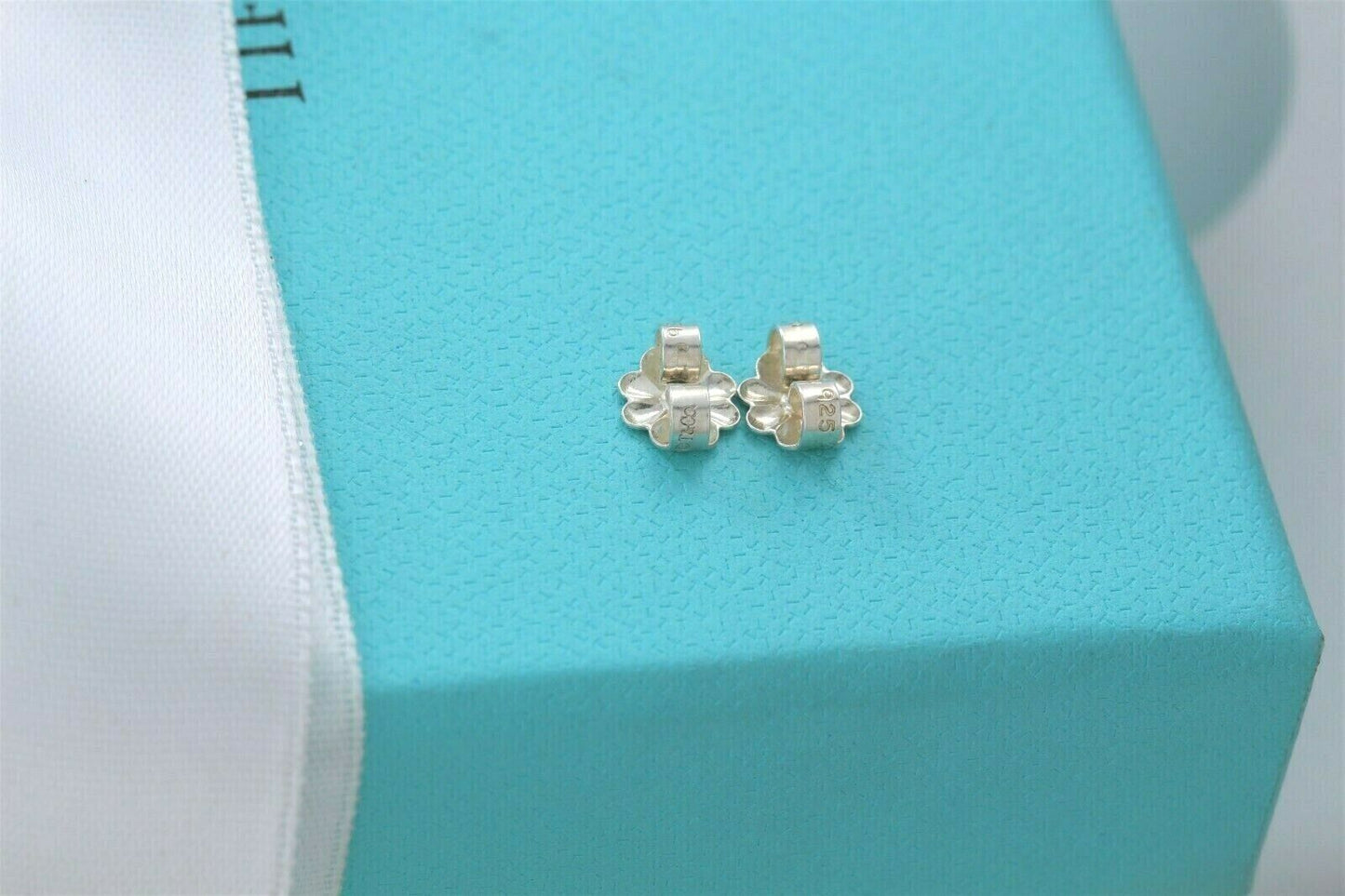 Tiffany & Co Frank Gehry Silver Torque Square Hoop 1.5" Earrings and Box Pouch