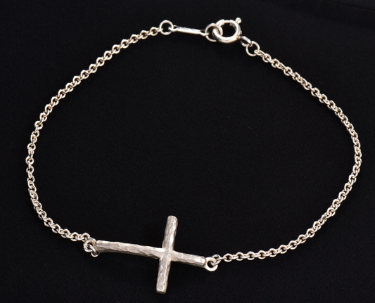 Tiffany & Co Silver Paloma Picasso Hammered Side Cross 7" Bracelet in Pouch Rare