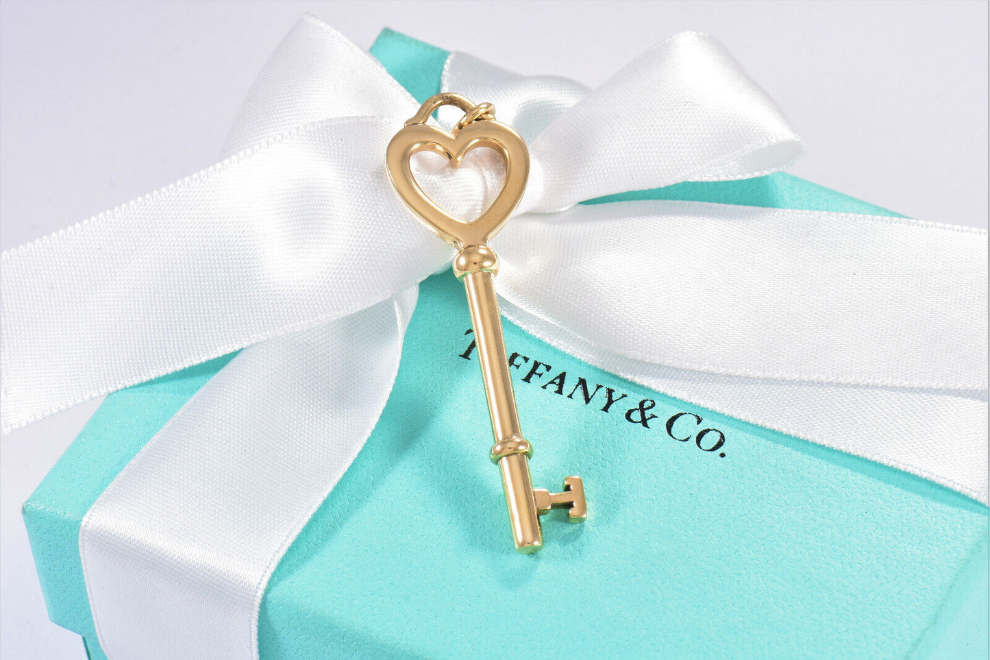 Tiffany & Co 18K Yellow Gold 2.25" Heart Key Pendant for Necklace Bracelet Charm