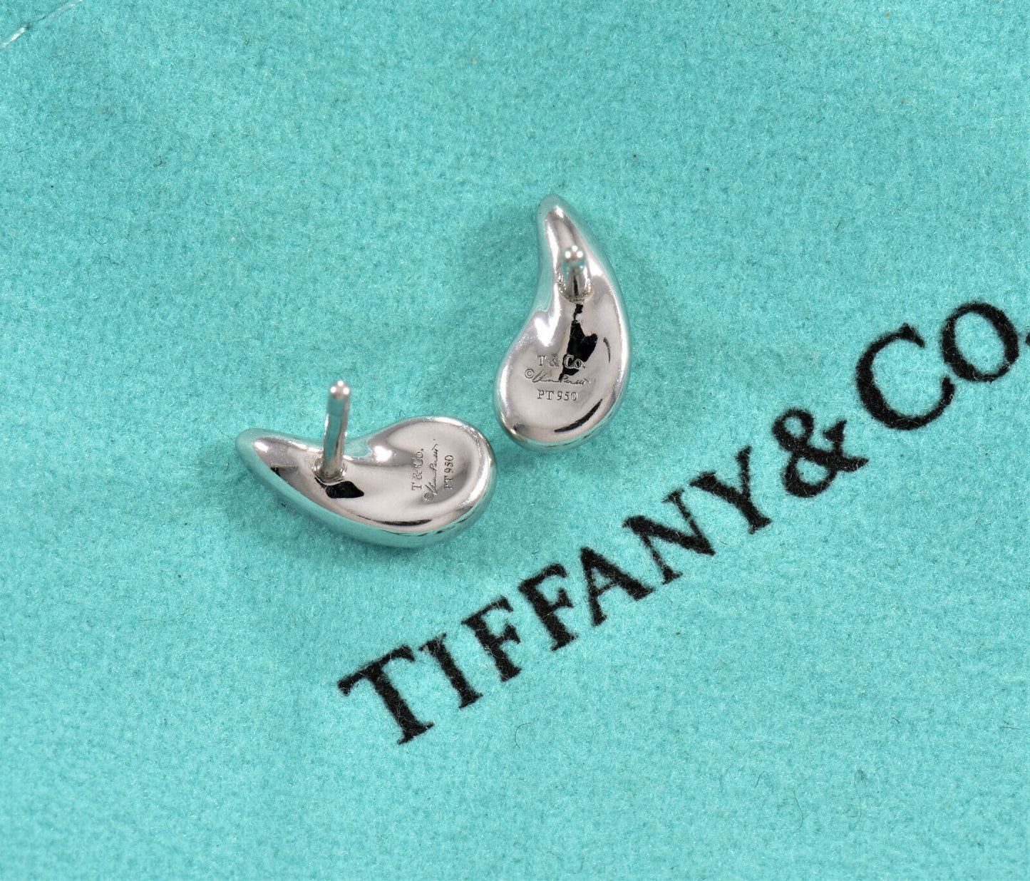 Tiffany & Co Platinum Elsa Peretti Teardrop Stud Earrings in Box Pouch Rare