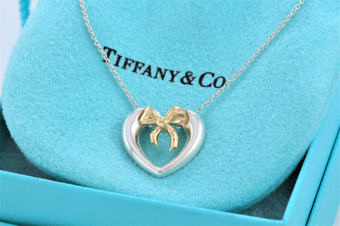 Vintage Tiffany & Co 18K Gold Silver Heart Bow 16" Chain Necklace in Box Pouch