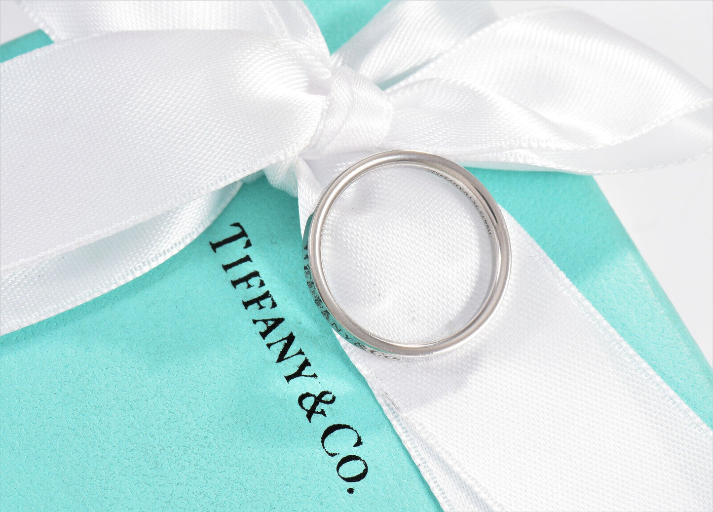 Tiffany & Co Platinum Narrow 3mm Band Ring Size 8 in Box Pouch Rare Love