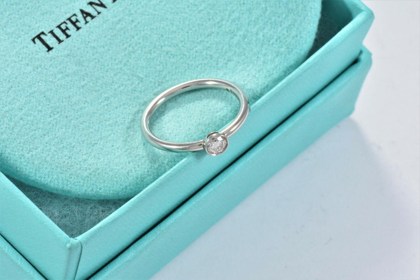 Tiffany & Co Platinum Diamond Bezet Band Ring Size 5 Boxed Solitaire Bezel Set