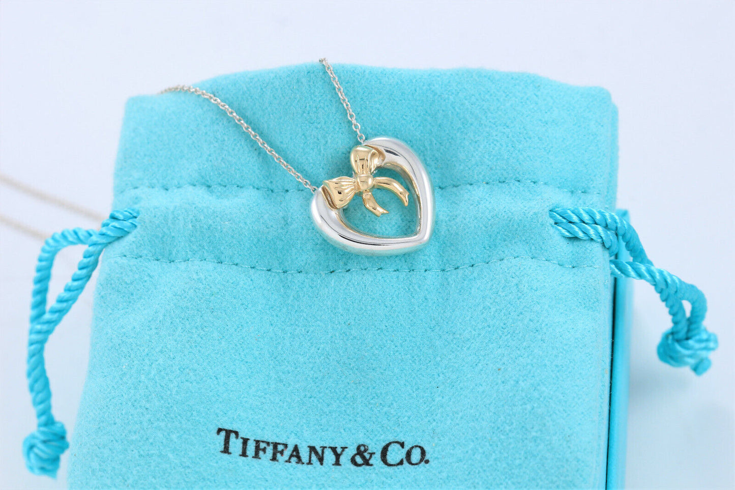 Vintage Tiffany & Co 18K Gold Silver Heart Bow 16" Chain Necklace in Box Pouch