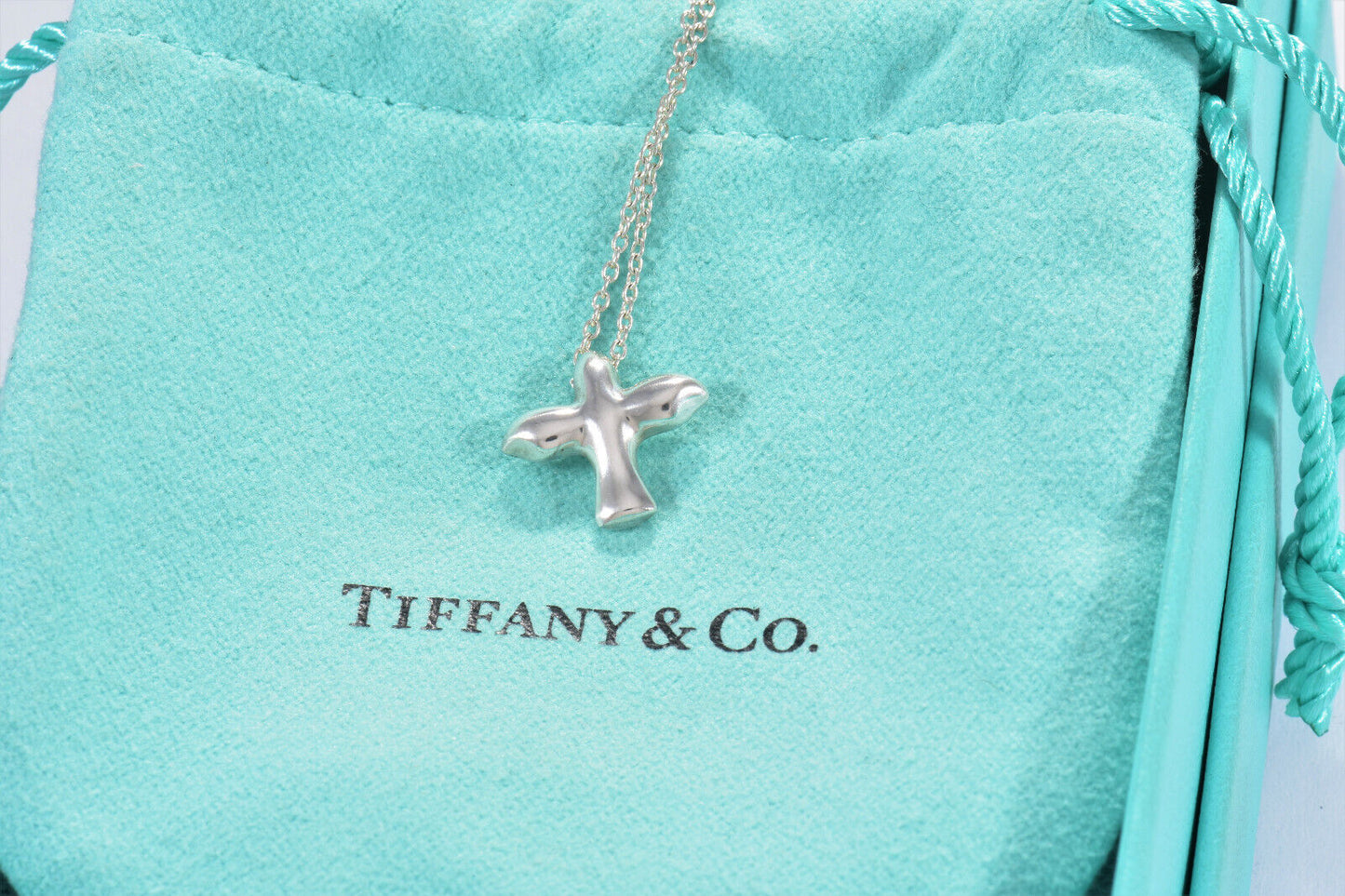 Tiffany & Co Silver Elsa Peretti Small Dove Bird Pendant 16.25" Necklace & Pouch