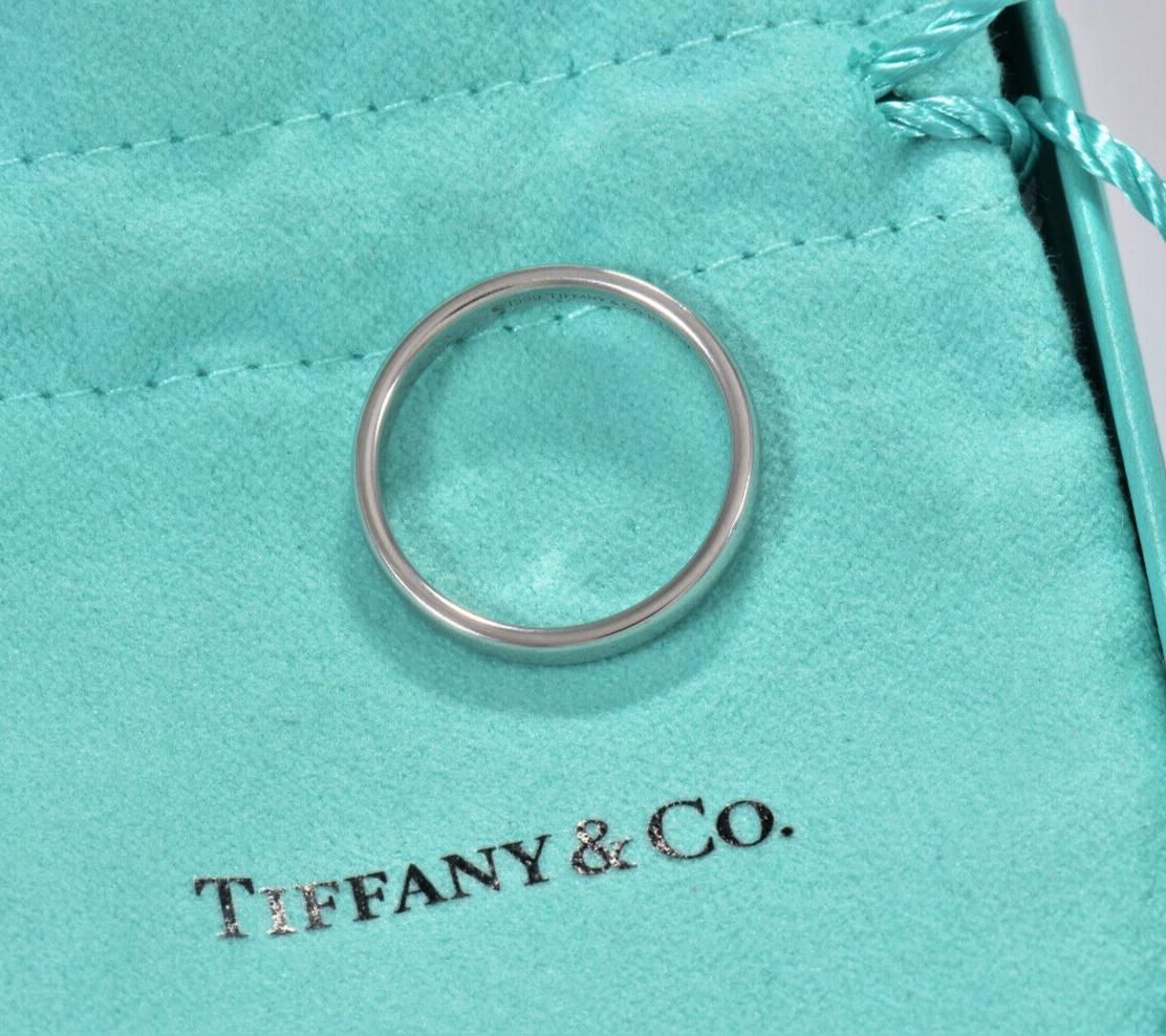 Tiffany & Co Forever Platinum 3mm Classic Wedding Band Ring Size 7.5 in Pouch