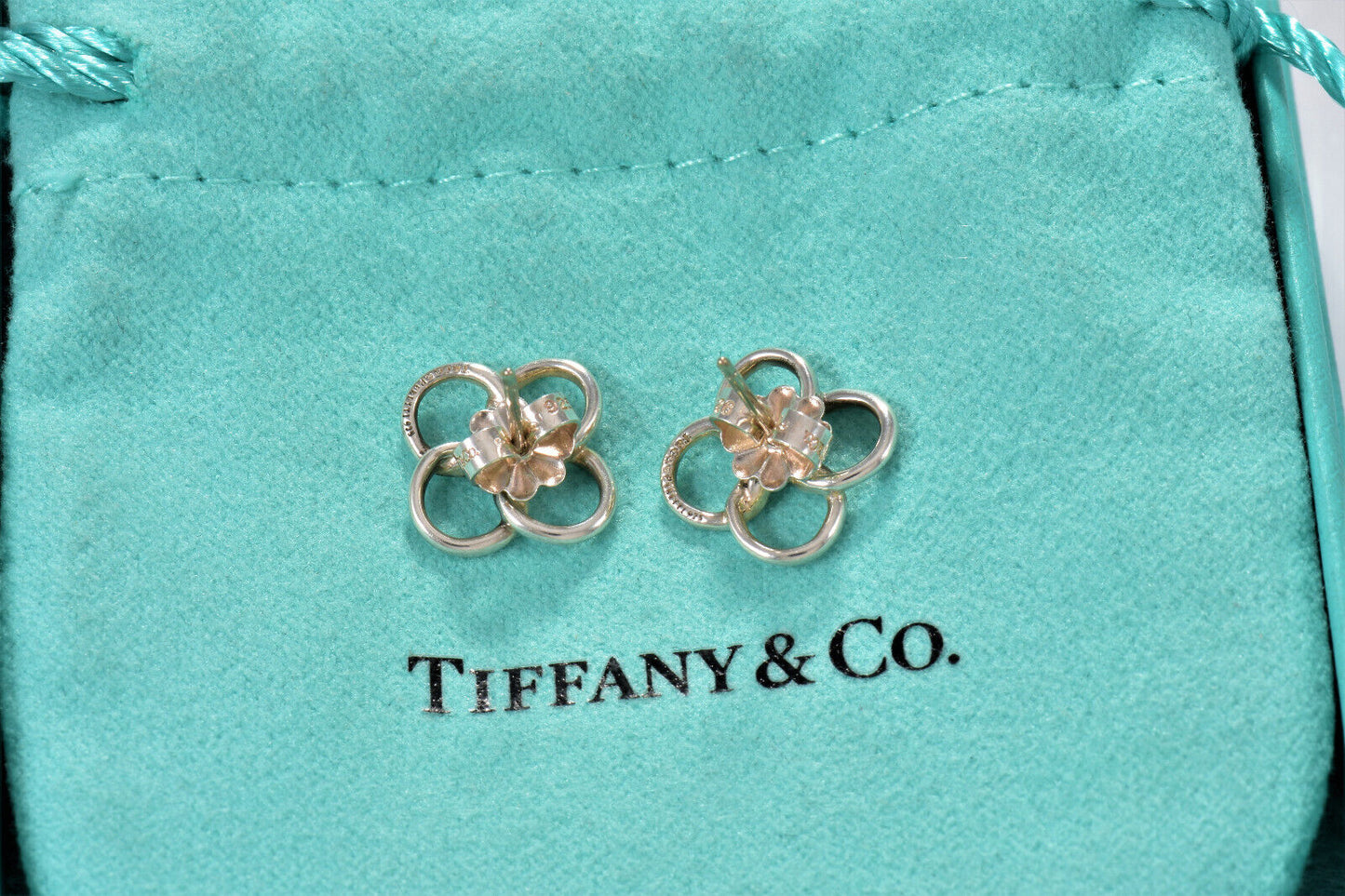 Tiffany & Co Sterling Silver Elsa Peretti Quadrifoglio Clover Stud Earrings Love