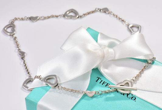 Tiffany & Co Silver Heart Link Lariat Toggle Necklace in Box Pouch Lovely Rare