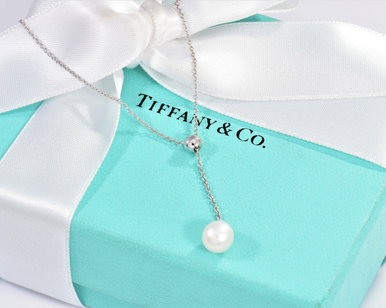 Tiffany & Co 18K White Gold Bead Pearl Drop Pendant Dangle Necklace in Box Pouch