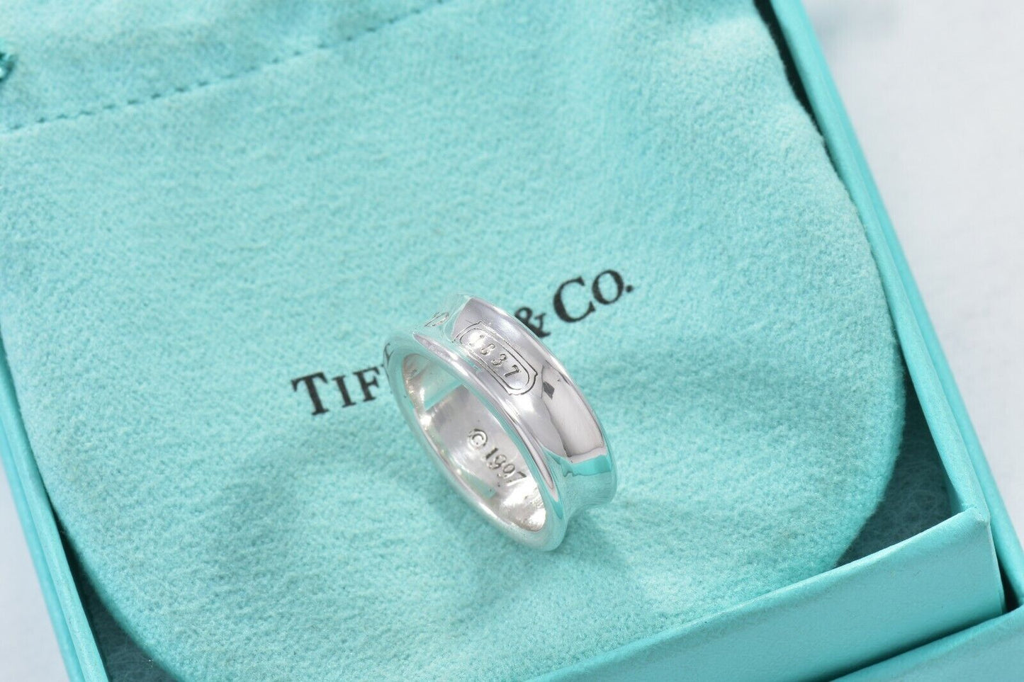 Vintage 1997 Tiffany & Co Sterling Silver 1837 Band Size 7 Ring in Pouch Mens