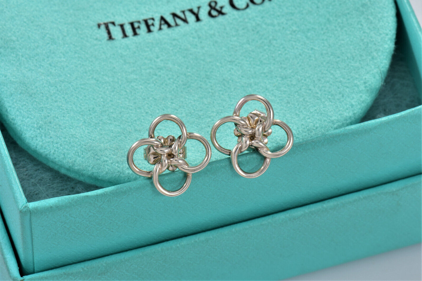 Tiffany & Co Sterling Silver Elsa Peretti Quadrifoglio Clover Stud Earrings Love