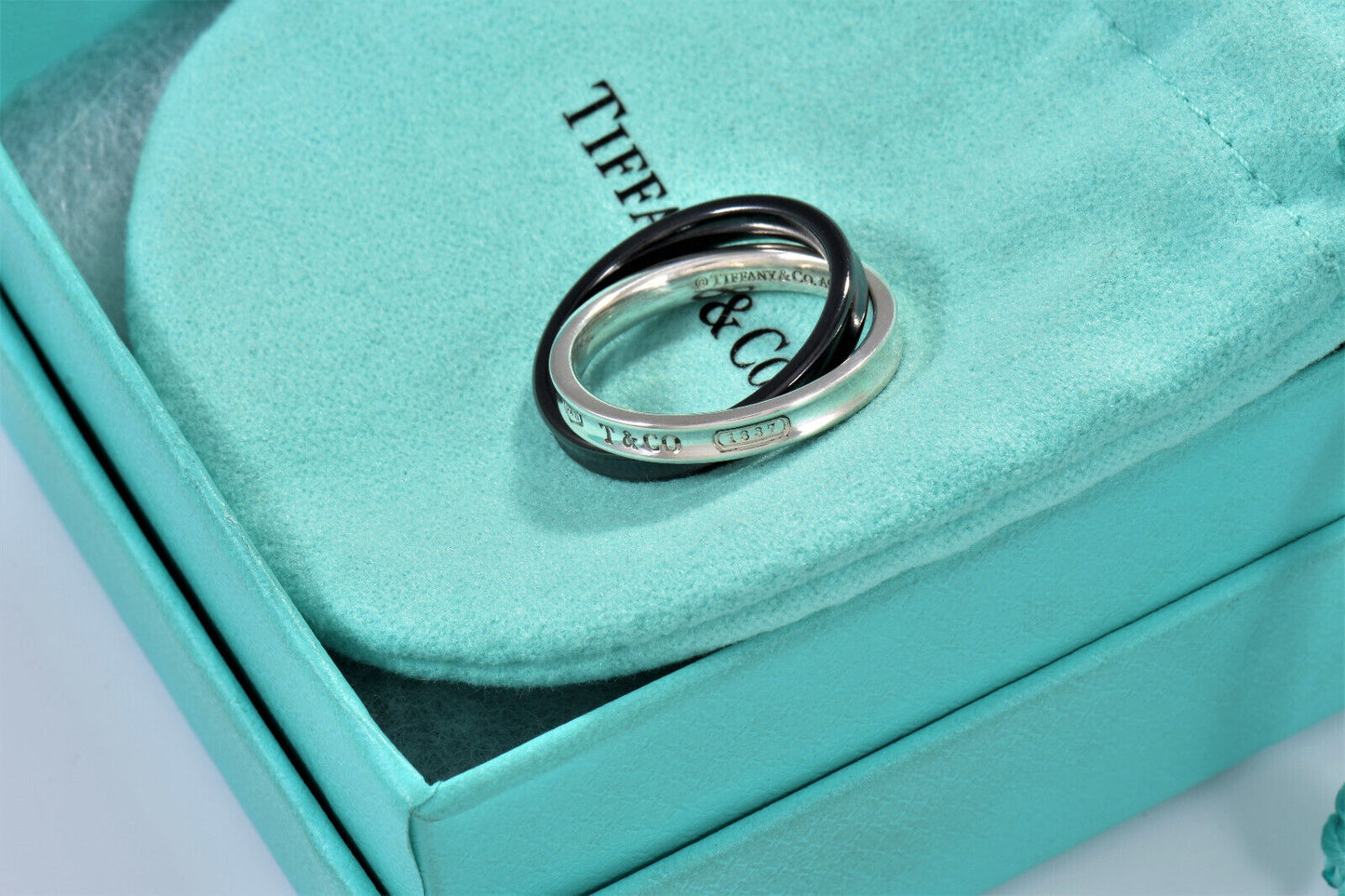 Tiffany & Co Silver Titanium 1837 Double Interlocking Rings Size 6.5 Pouch Band