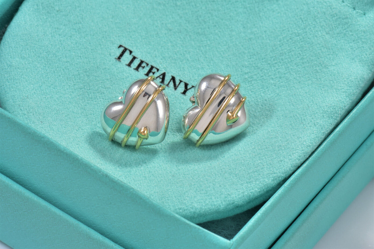 Vintage Tiffany & Co 18k Gold Silver Heart Arrow Puff Stud Earrings in Pouch