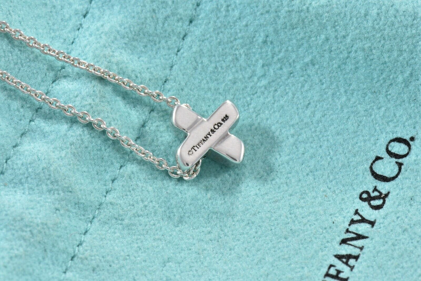 Tiffany & Co Silver Signature X Mini Criss Cross Pendant Necklace in Pouch Rare