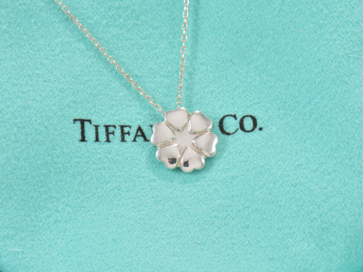 Tiffany & Co Silver Paloma Picasso Crown Hearts Pendant Necklace in Pouch Clover