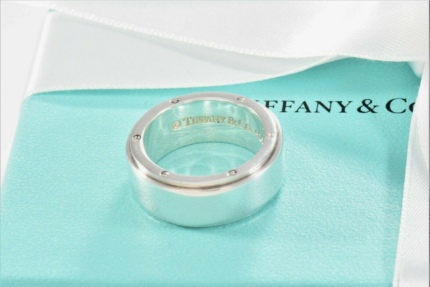 Tiffany & Co Sterling Silver Metropolis Wide Band Size 7 Ring in Pouch Unisex