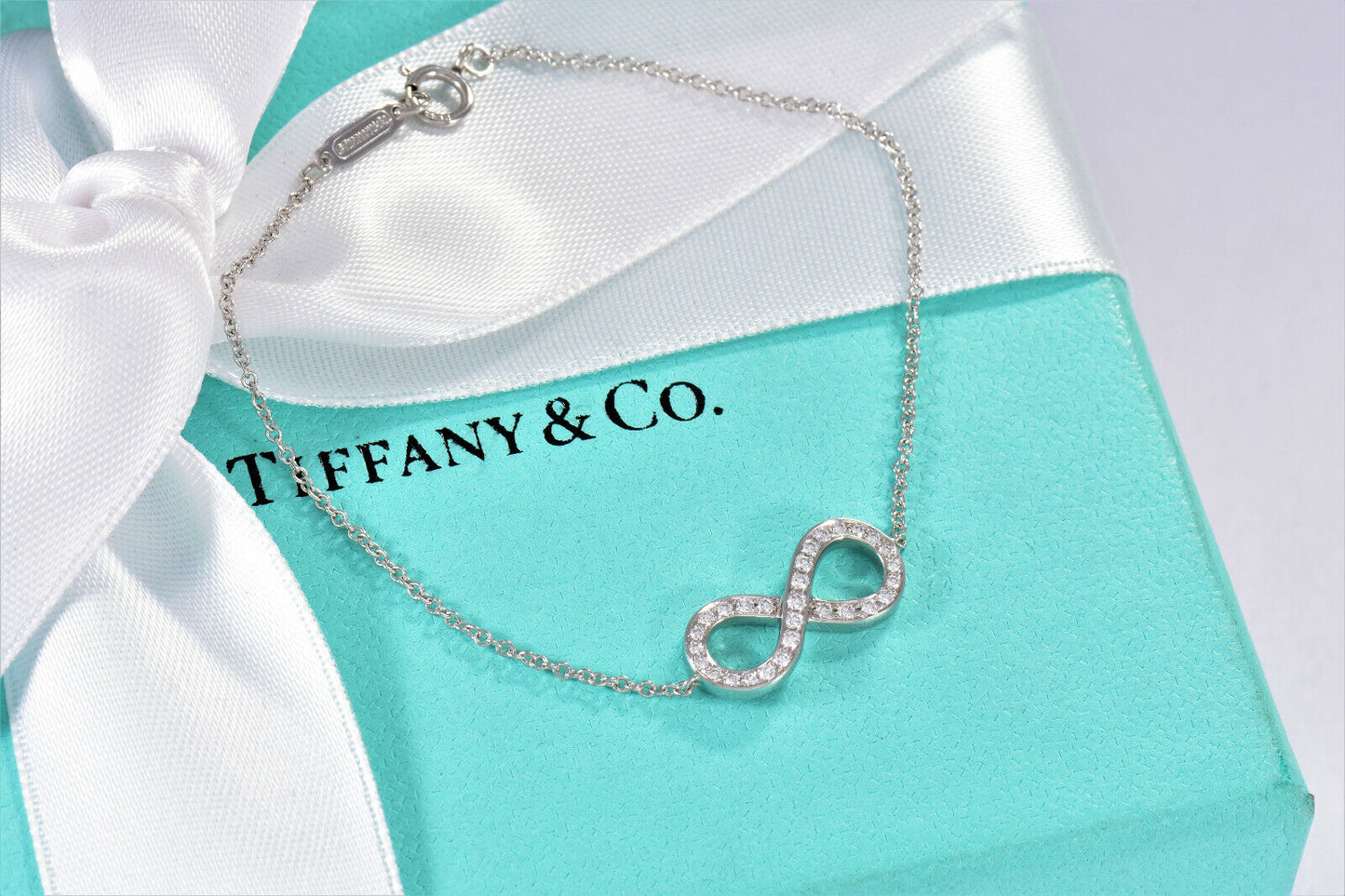 Tiffany & Co Platinum Diamond Infinity 6.5" Chain Bracelet in Box Pouch Rare