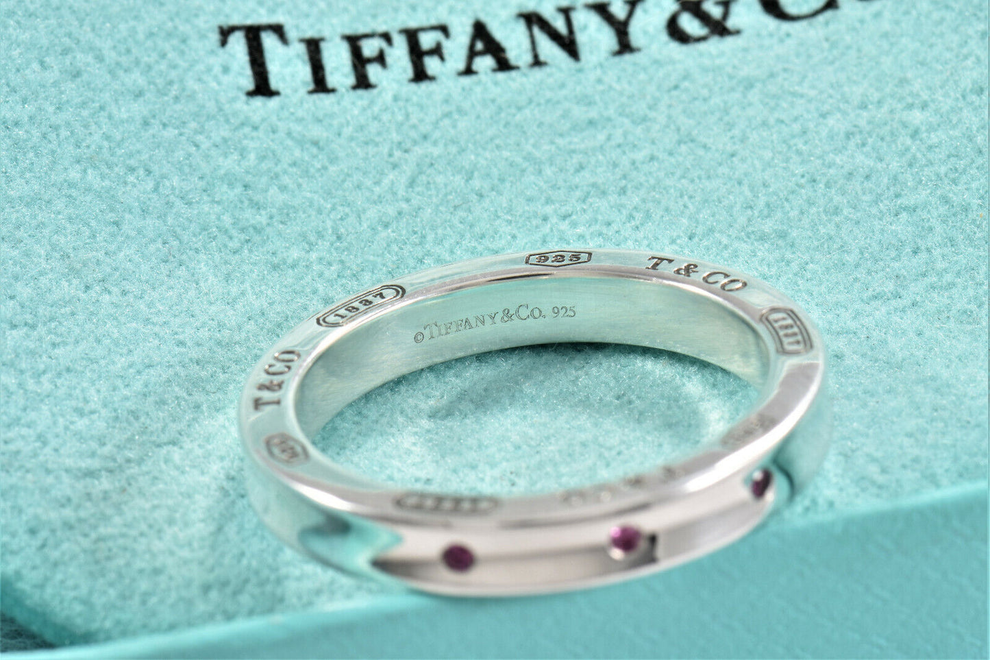 Tiffany & Co Silver 1837 Narrow 3 Pink Sapphire Band Stack Ring Size 5 in Pouch