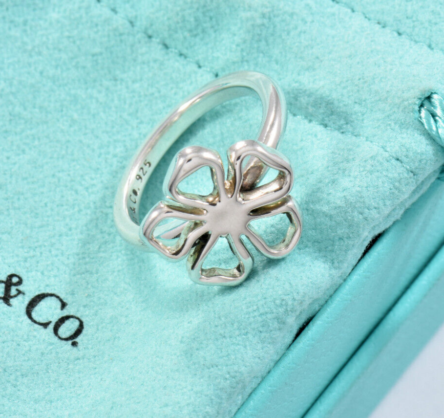 Tiffany & Co Sterling Silver Hibiscus Flower Ring Size 8 in Pouch Open Nature