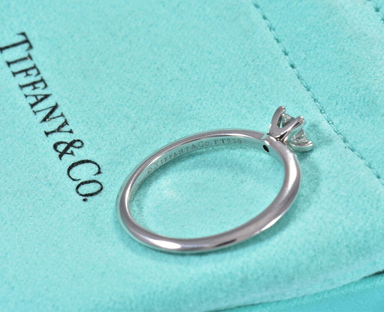 Tiffany & Co Platinum .23 ct Solitaire Diamond Knife Edge Band Ring Size 7 Boxed