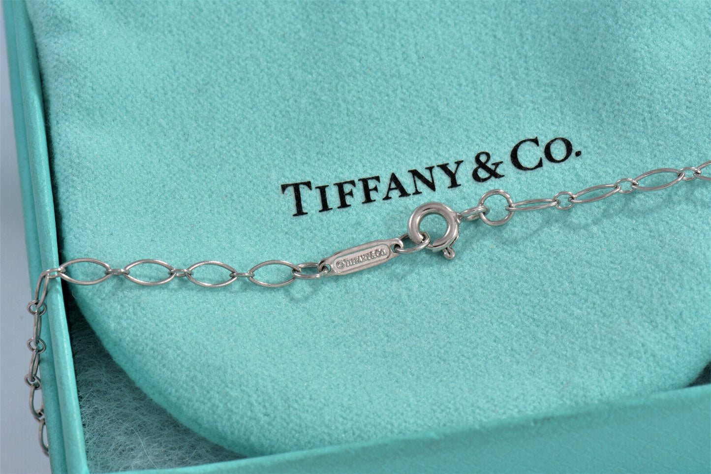 Tiffany & Co 18K White Gold Oval Link Chain 16.25" Necklace For Pendant in Pouch