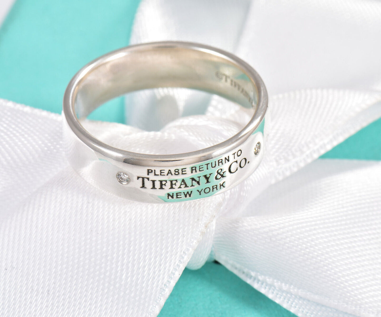 Return To Tiffany & Co Diamond Silver 6mm Narrow Signet Ring in Box Pouch Ribbon