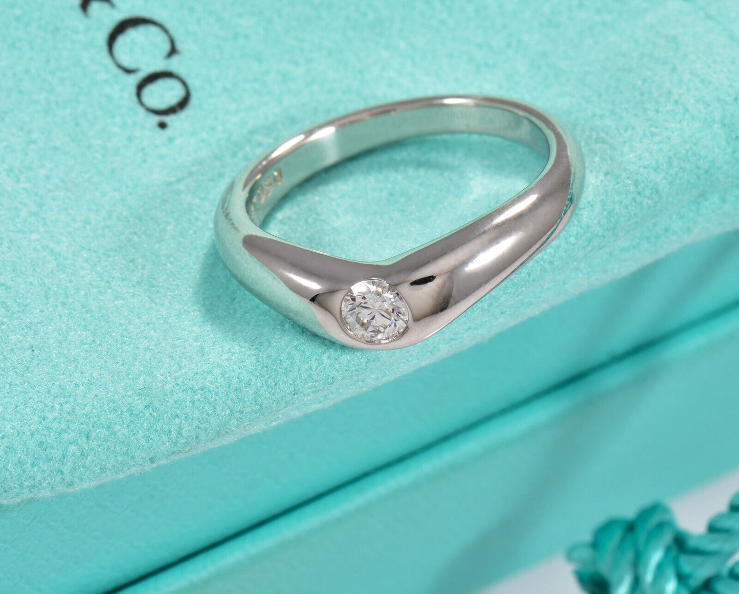 Size 6 Tiffany & Co Platinum 0.18ct Diamond Elsa Peretti Wide Curved Band Ring