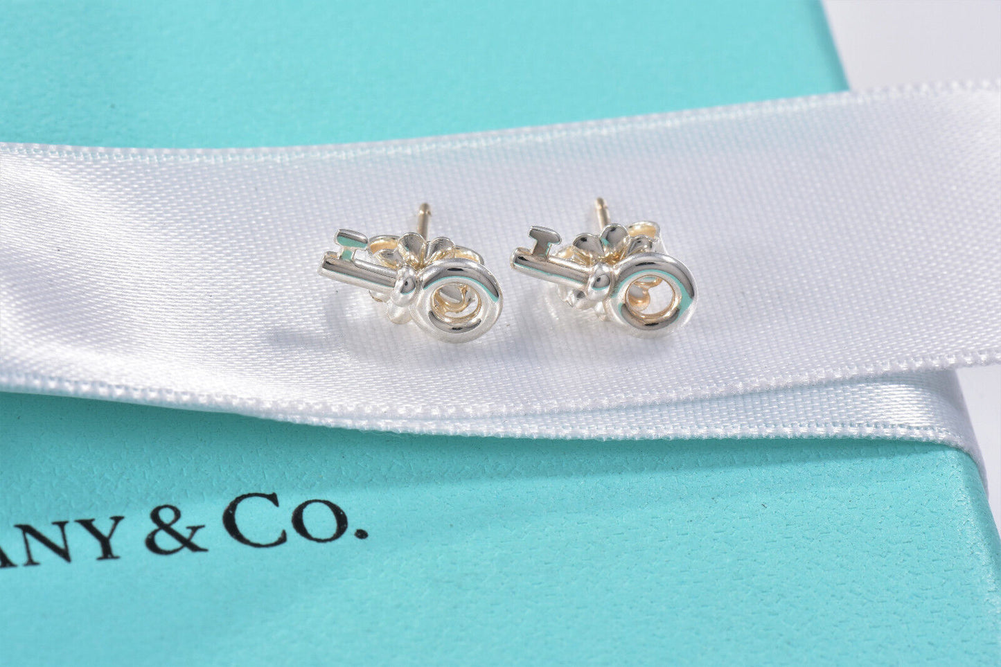 Tiffany & Co Sterling Silver Mini Key Stud Earrings in Pouch Rare Lovely Gift