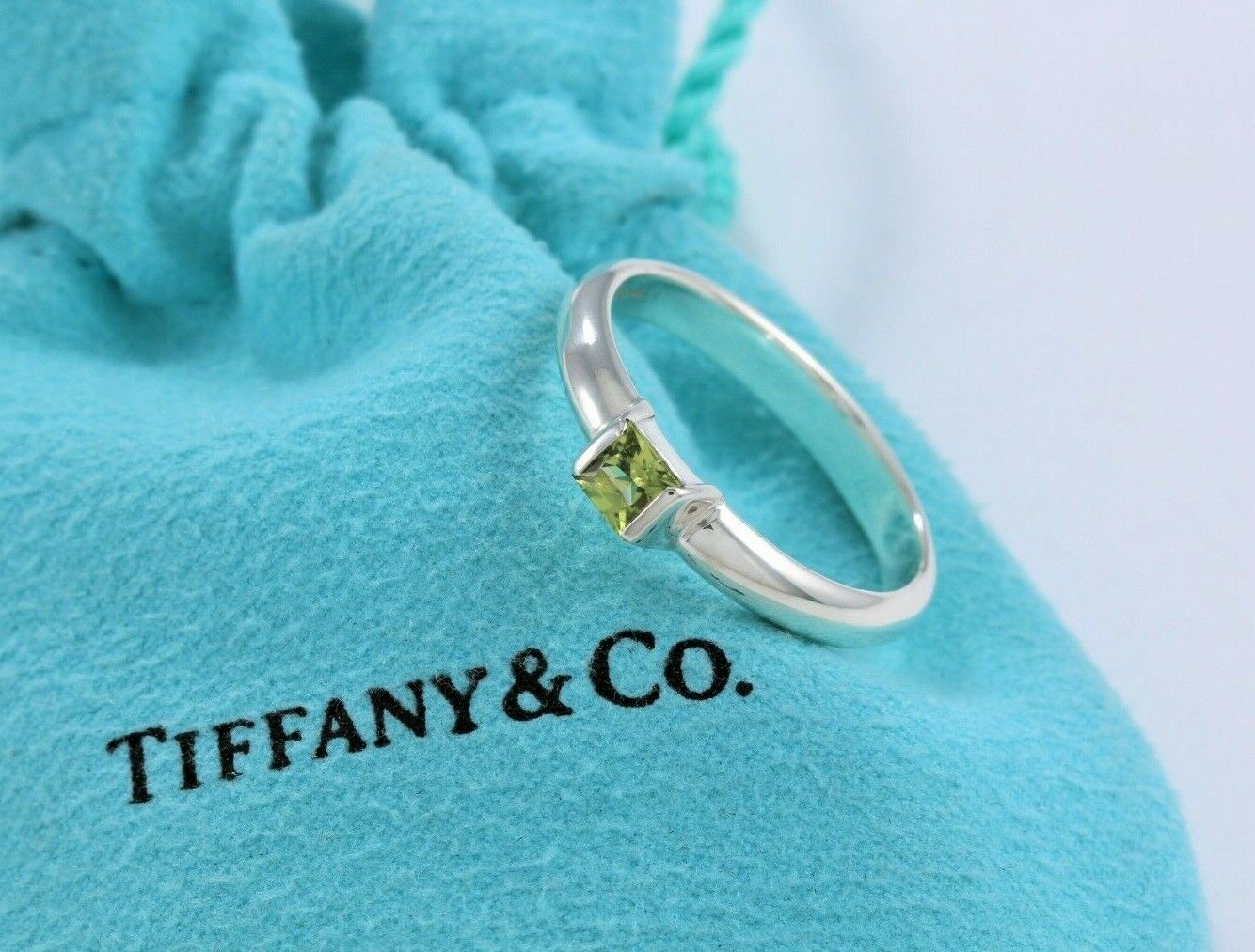 Tiffany & Co Sterling Silver Green Peridot Square Stack Band Ring Size 4.5 Pouch