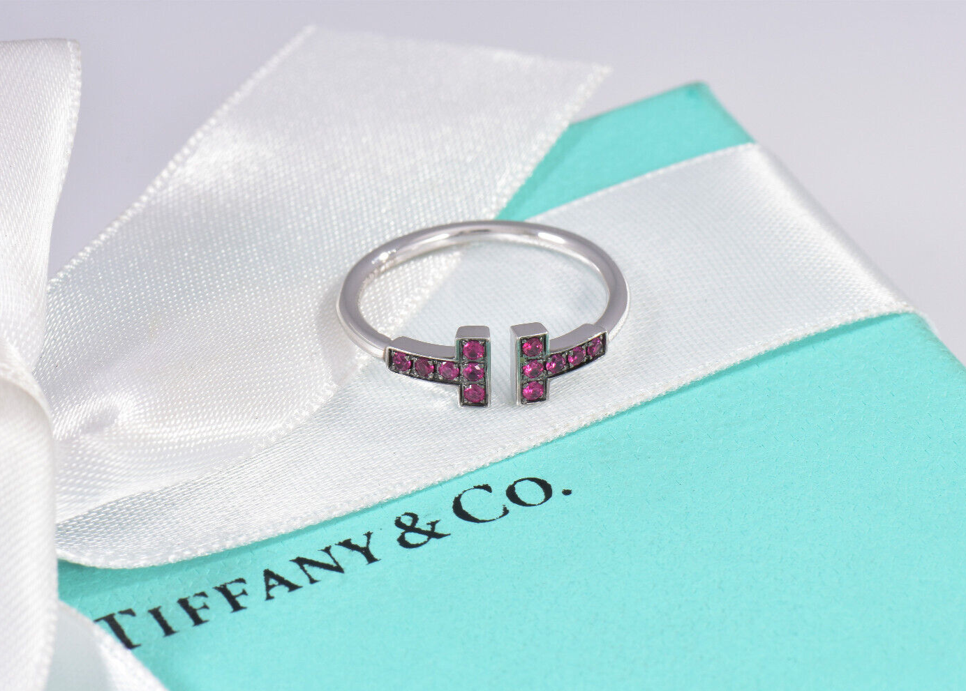 Tiffany & Co Red Ruby 18K White Gold T Square Wire Ring Size 4 in Box Pouch Rare