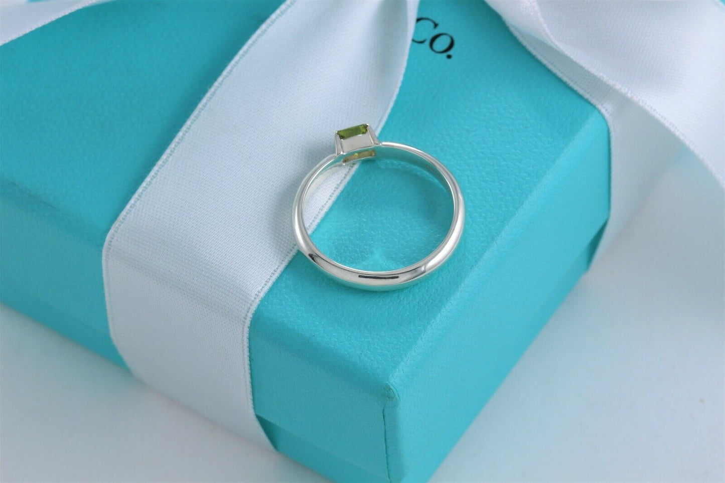 Tiffany & Co Sterling Silver Green Peridot Square Stack Band Ring Size 5 Boxed